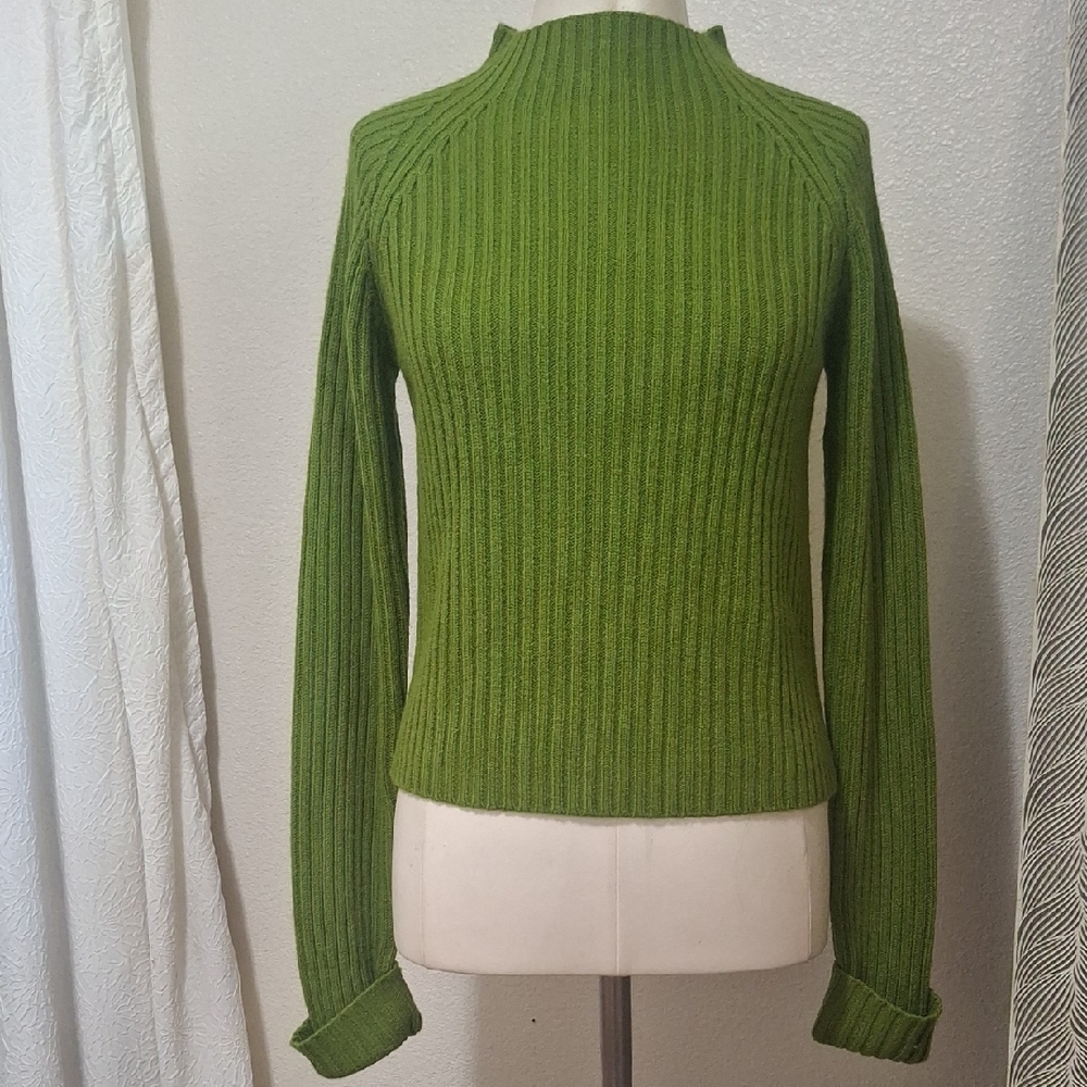Green Ribbed Women's Mocneck Sweater Sz XS/SM